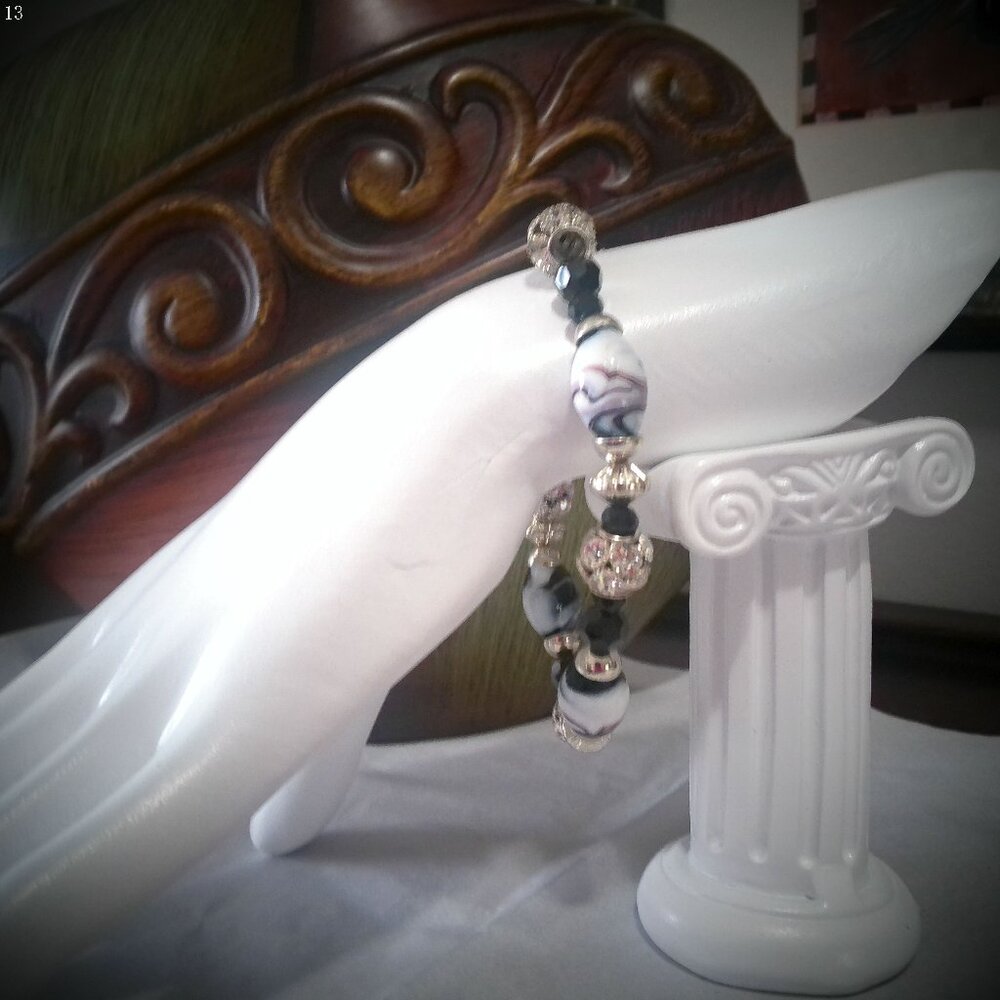 CUSTOM MADE BEADED BRACELET with Black, White & Silver Beads Size 8"
